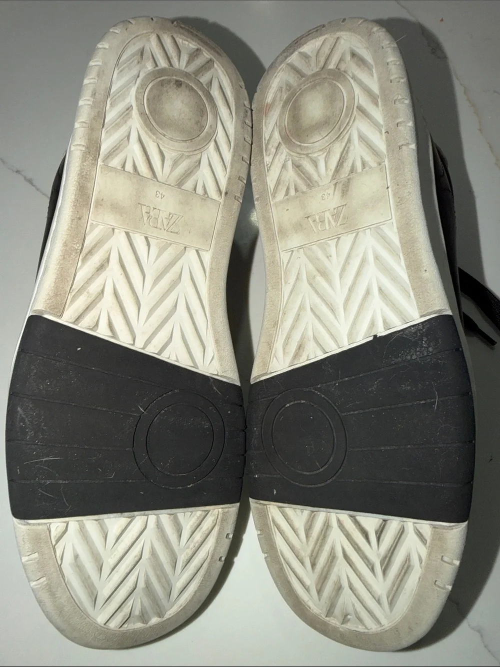 Zara Black Low-Top Sneakers with White Soles